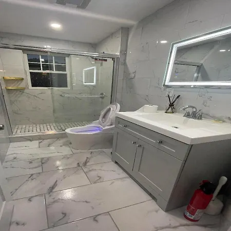 Beautiful Victorian House, Great Views, Free Parking Apartment Boston Exterior photo